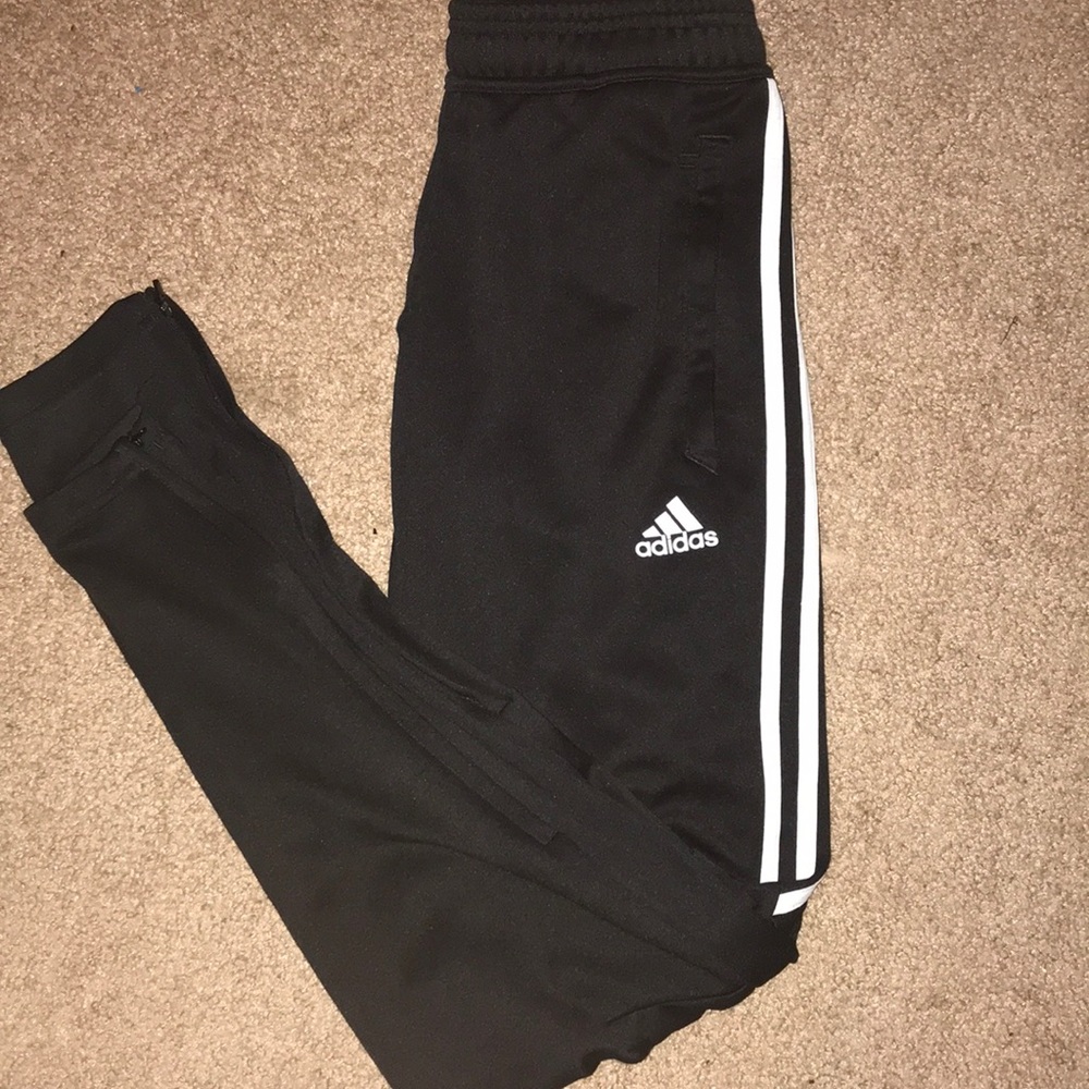 Women’s adidas 3 striped joggers